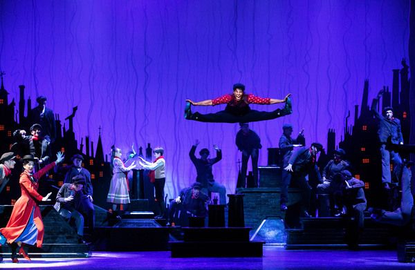Performers College Alumni Louis Gaunt takes on the role of Bert in Mary Poppins in the West End