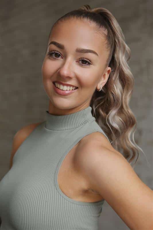 Amber Lole-Millard portrait - Performers College